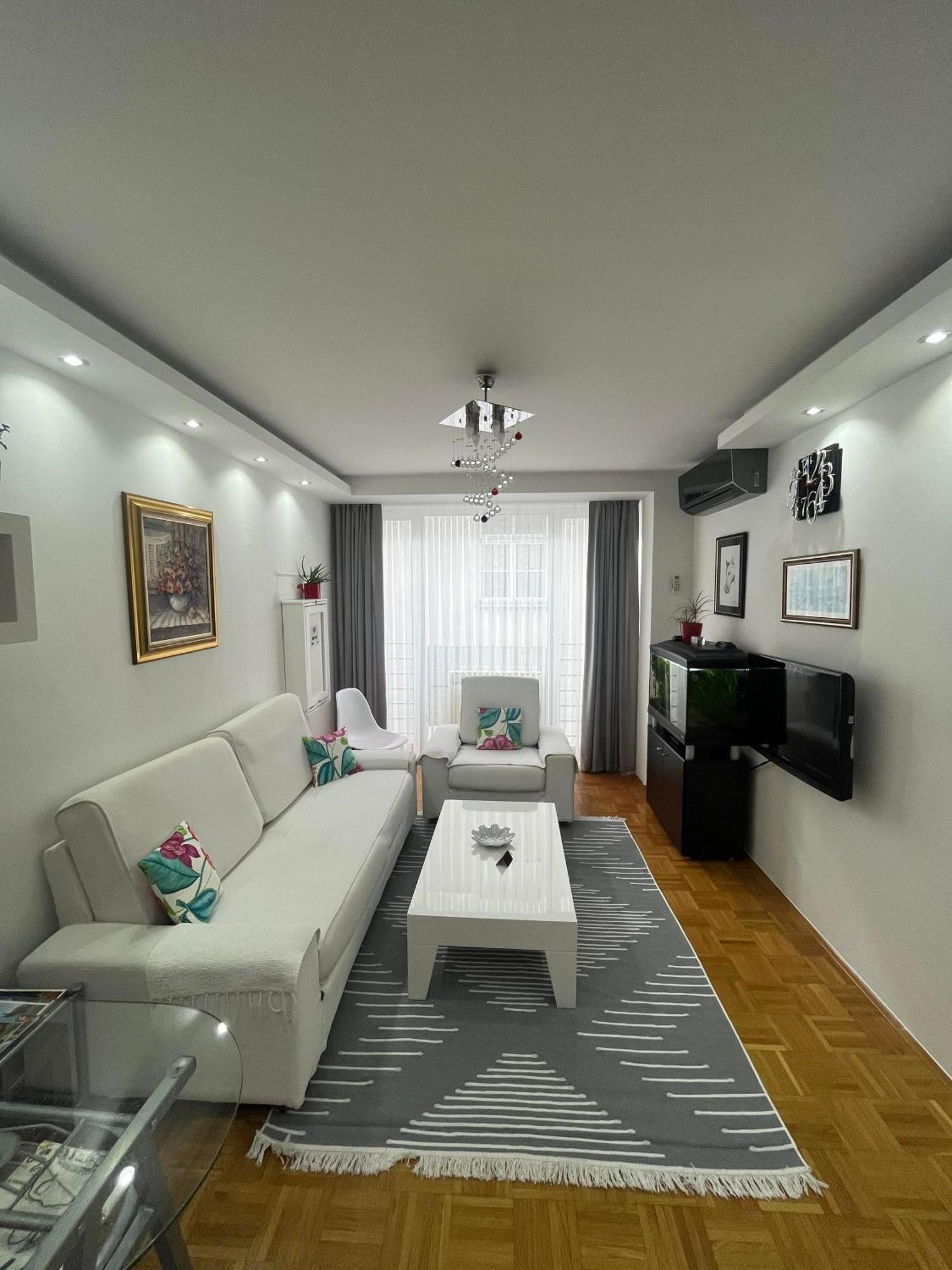 Sase Apartment SJJ Esterno foto